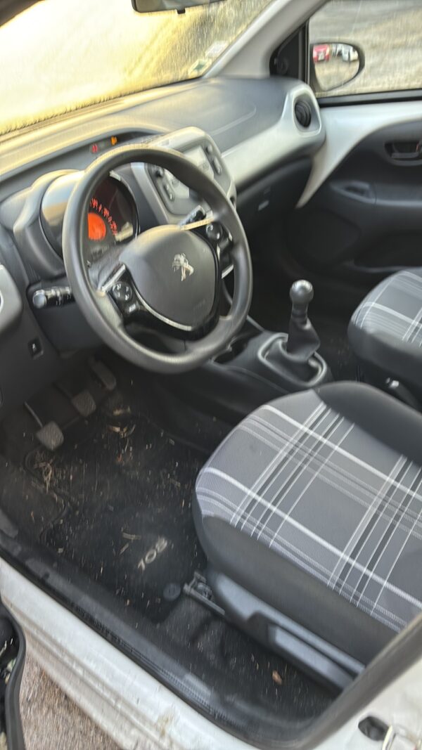 PEUGEOT 108 – 15H40 – Image 6