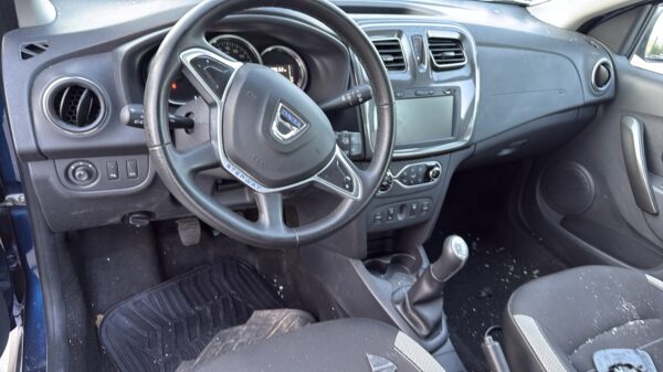 DACIA SANDERO – 15H50 – Image 3