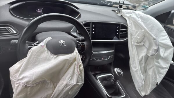 PEUGEOT 308 – 16H00 – Image 3