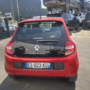 RENAULT TWINGO - 24/08 à 15H40