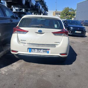 TOYOTA AURIS - 26/08 à 15H50